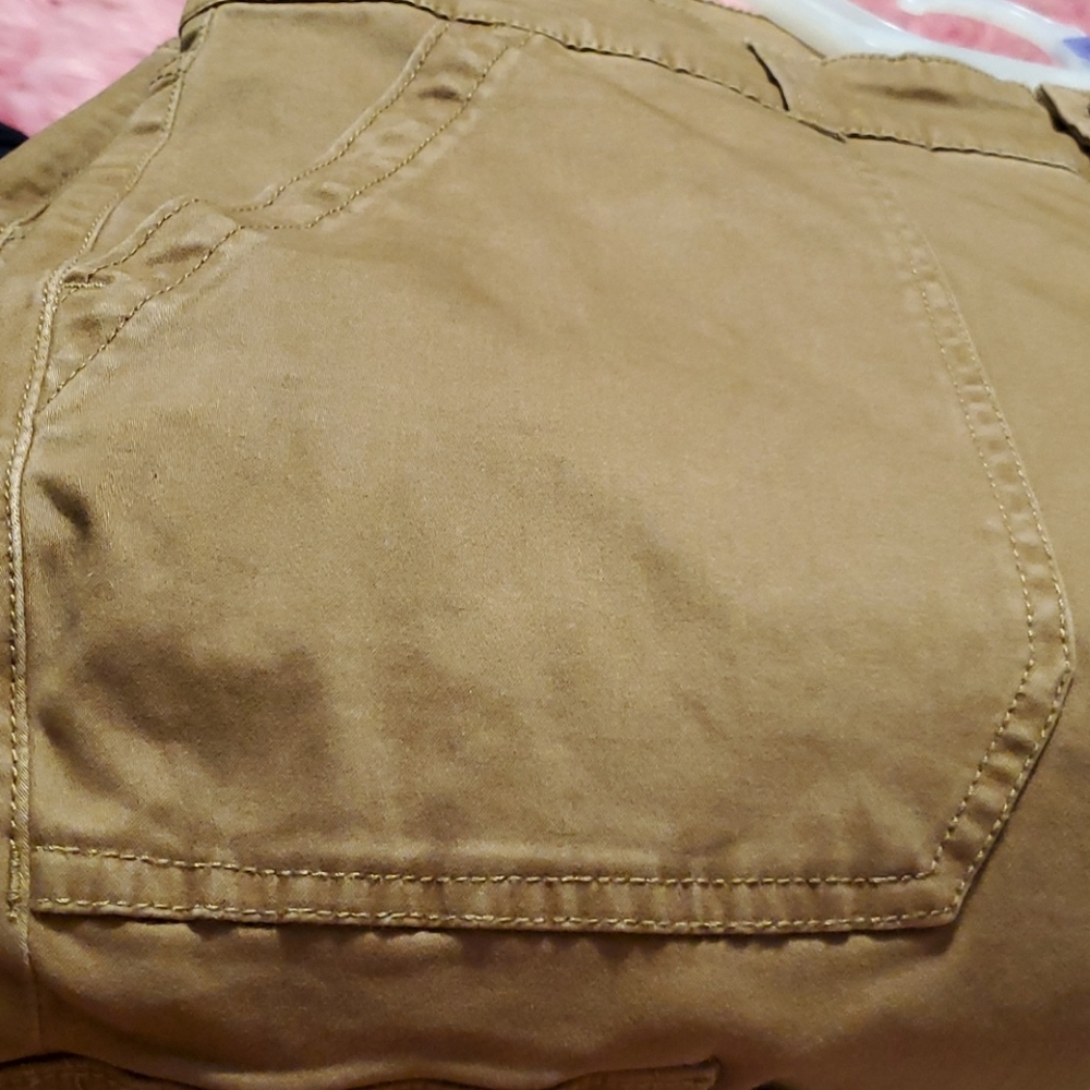 TERRA AND SKY SKINNY MID-RISE CARGO PANTS ๐ - Picture 9 of 10
